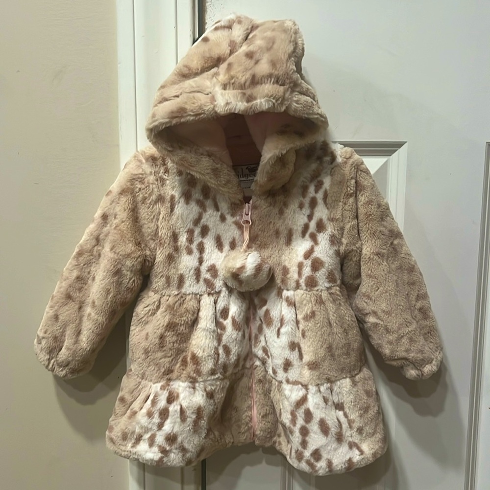 Girls faux fur jacket